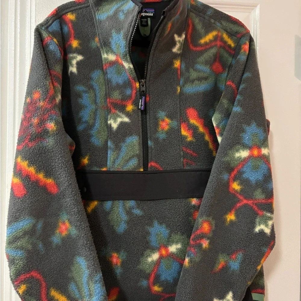Patagonia Colorful Patterned Zip-Up Sweater - Picture 2 of 4